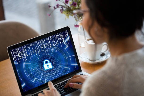 Online Risks and How to Protect Your Digital Identity